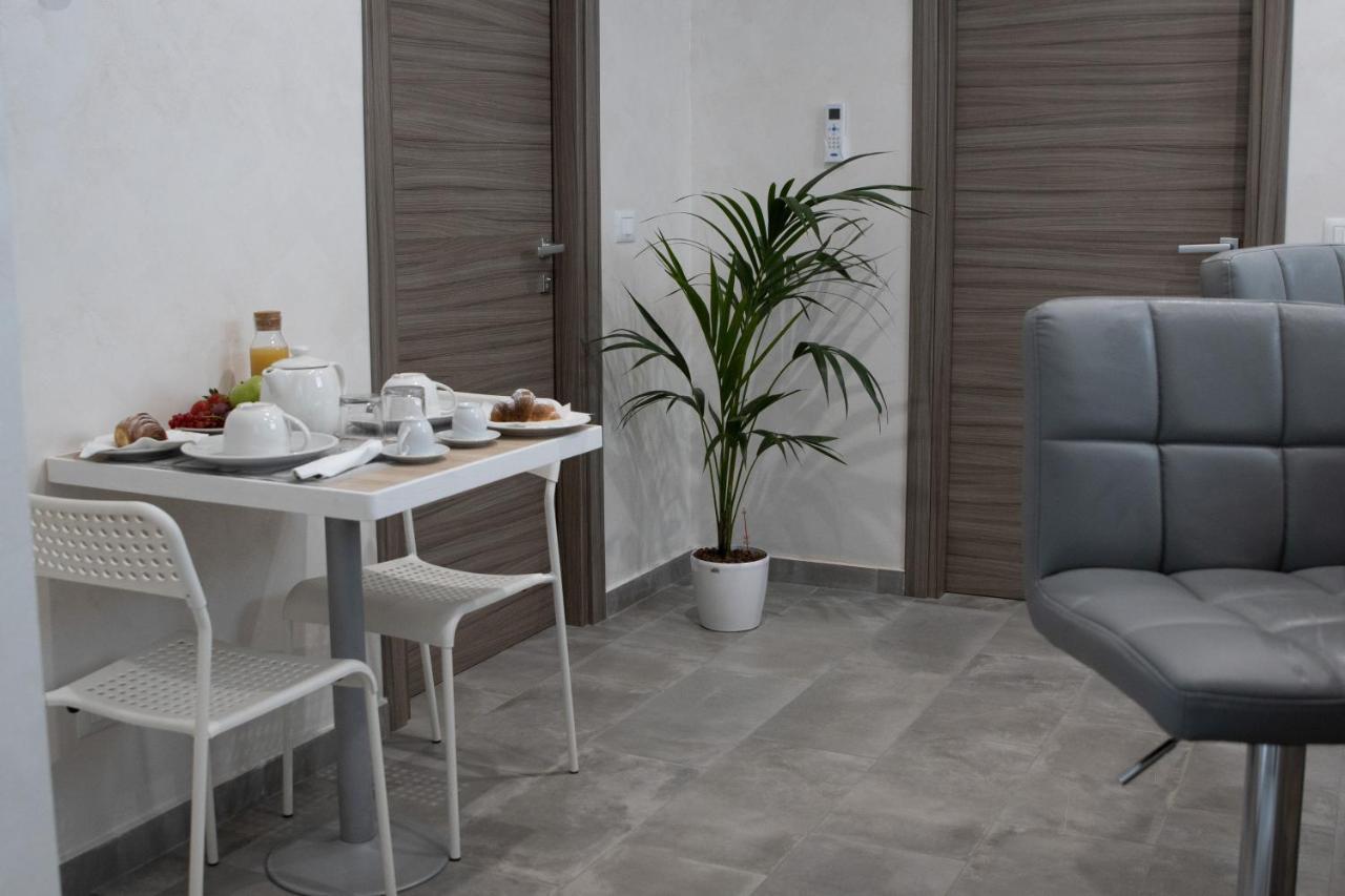 Le Mirage Boutique Hotel Reggio di Calabria Bagian luar foto